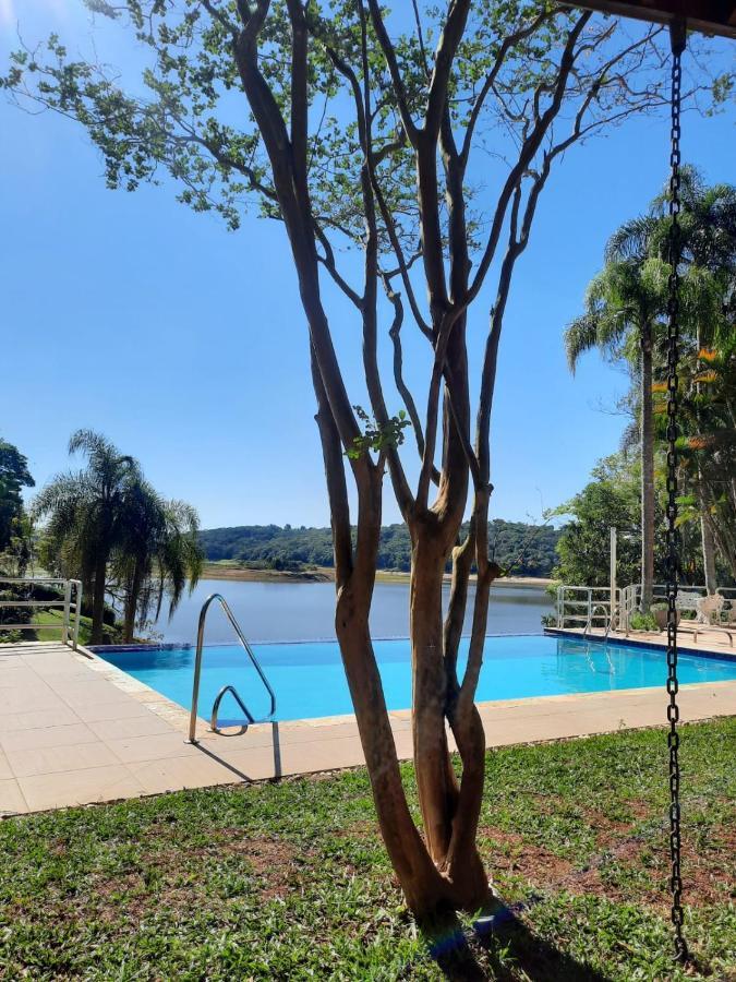 Chacara Em Condominio A Beira Da Represa Para Locacao Familiar Ibiúna Екстериор снимка